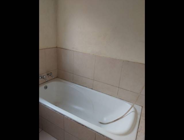 2 BEDROOM APARTMENT FOR SALE IN RUSTENBURG CENTRAL